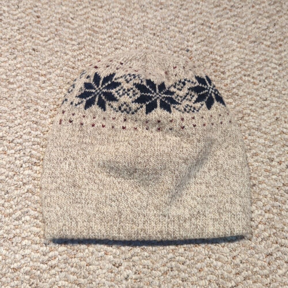 Vintage Chic Fair Isle Nordic Beanie Cap Wool Blend Winter Snowflake